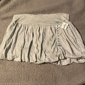 Old navy ruffled skirt